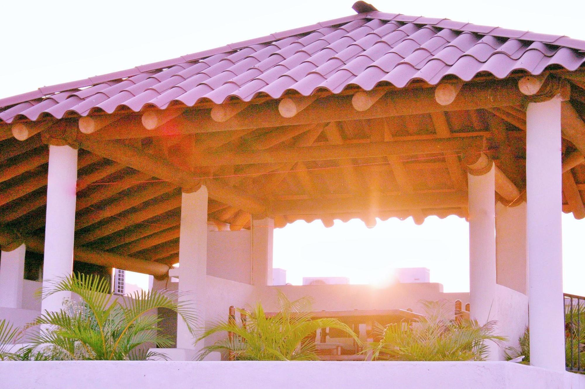 Hotel Casa De La Palma Bed & Breakfast Zihuatanejo Exterior foto