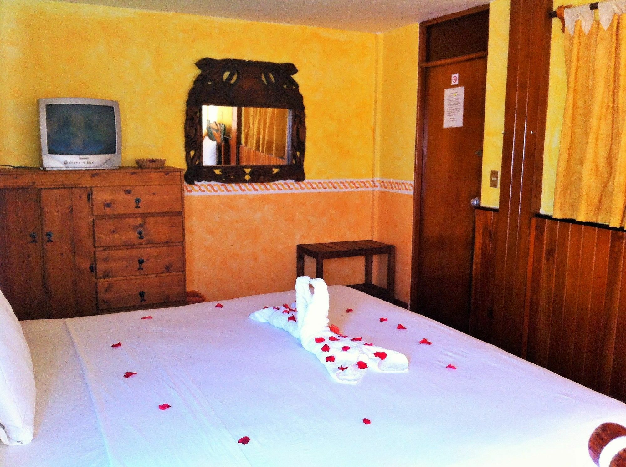Hotel Casa De La Palma Bed & Breakfast Zihuatanejo Exterior foto